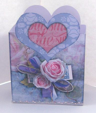 Heartshape Giftbox 107 by Katie Silver
