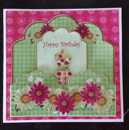 Retro Daisy Happy Birthday Scallop Fashion Tag Cf Mini Kit by Keryl Horwath