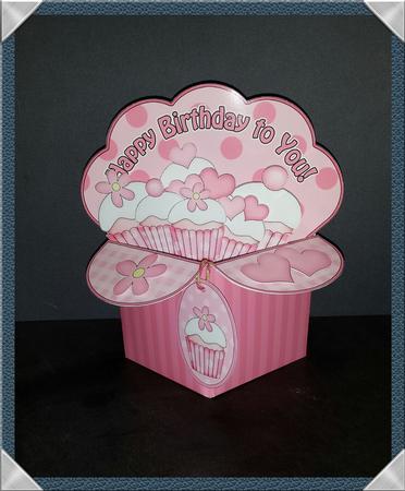 3D Cupcakes Diagonal Rubber Band Pop Up Box Card by Keryl Horwath