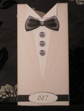 Dressed to Thrill!! Man's Quick Card with 3D Decoupage by KiJu KiJu