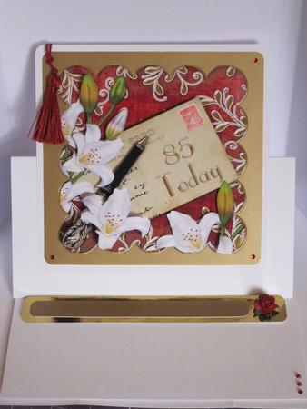 White Lily Scallop Postcard Red 85 Today Step by Step by KiJu KiJu