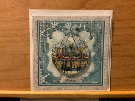300 dpi 6x6 in Topper & Decoupage - Christmas scene Bauble - choice of tags no.6 by Kirstine Pennicott