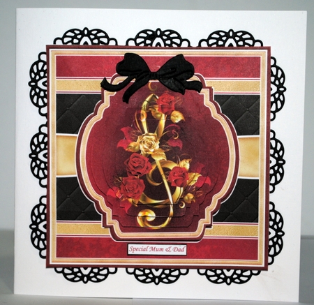 GOLD TREBLE CLEF & ROSES 7.5 Pyramage & Insert Card Kit by Kristina Norbat