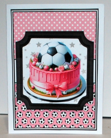 FOOTBALL CAKES - pink by Kristina Norbat