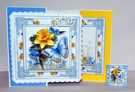 cup1378331_1483 - Daffodils and Bluebell Flutter