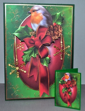 Christmas Robin & Bow by Kristina Norbat