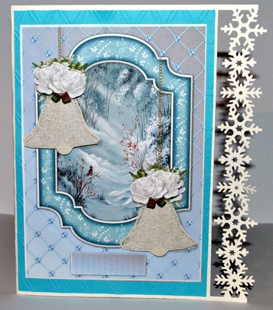 Classic Christmas Lace Bells by Kristina Norbat