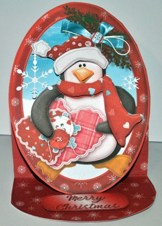 Presents from Penguin - Oval Easel Card Mini Kit by Kristina Norbat