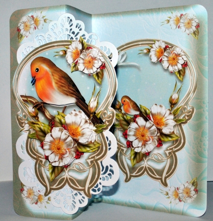 Winter Robin with Winter Roses Mini Kit by Kristina Norbat