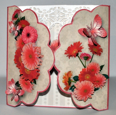Gerberas - Scallop Gatefold Card Mini Kit by Kristina Norbat