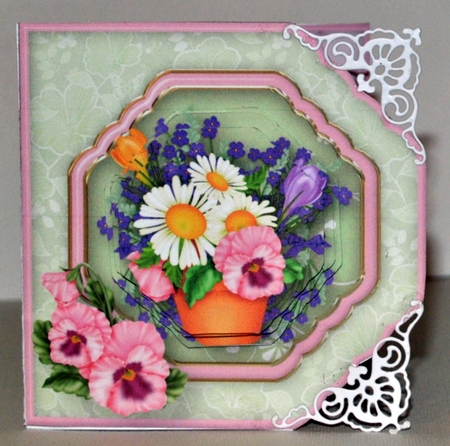 Spring Flowers - Cut Corners Card Mini Kit by Kristina Norbat