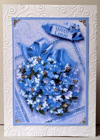 Blueberries and Cream Pomander Bouquet Polygon Pyramage by Kristina Norbat