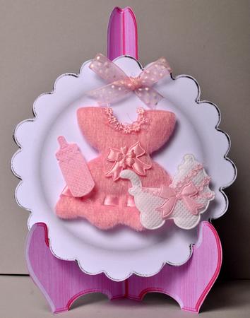 Plate and Stand in Baby Pink by Kristina Norbat