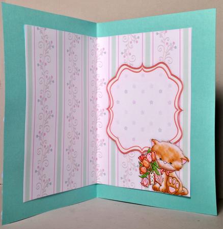 Kitty with Bouquet Insert Matches Cup344125_68 by Kristina Norbat