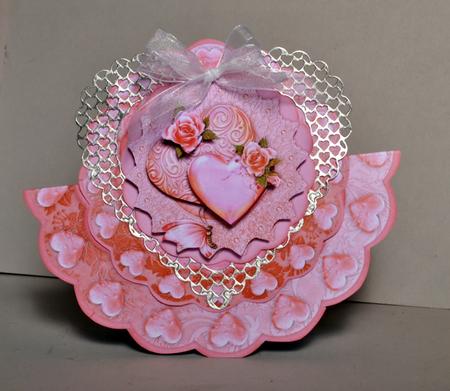 Love Hearts Scallop Wobble Card Mini Kit by Kristina Norbat