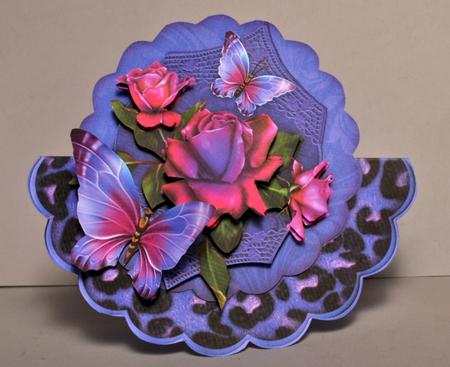 Twilight Roses Scallop Wobble Card Mini Kit by Kristina Norbat