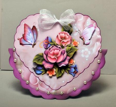 Fleur Fantasque Heart Shaped Wobble Card by Kristina Norbat