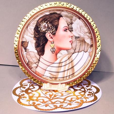 Art Deco Lady Pandore Circle Pyramid (cream) by Kristina Norbat
