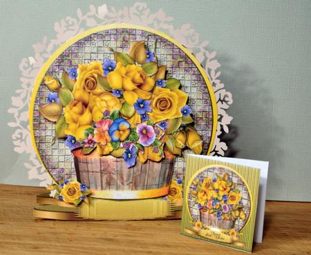 Barrel of Roses Shaped Card Plus Gift Card by Kristina Norbat