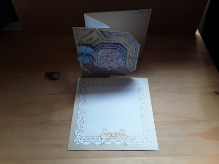3D Shaped No-Hole Fold Back Pretty Floral Card with Pyramage Mini Kit  -  Pretty Flowers by Leanna Hudson