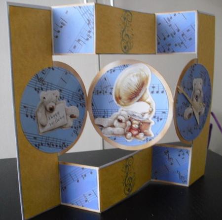 Musical Back Ground Blue by Lesley Earing