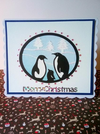 Penguin Family Aperture Card by Lianne Chapman