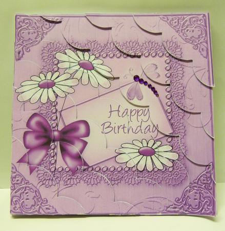 8 x 8 Daisies Birthday Kit with Scalloped Corners by Linda Allison