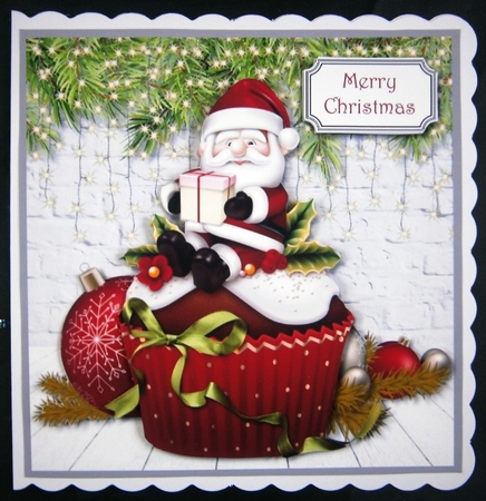 Christmas cupcake by Linda Short