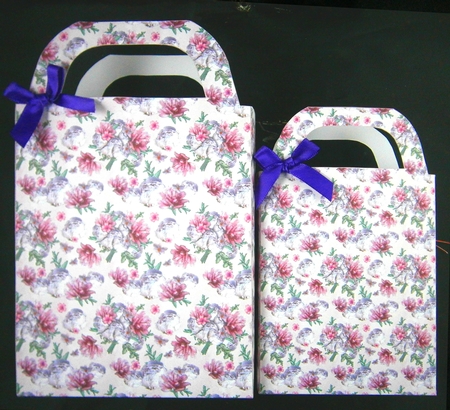 In full bloom gift bag 1 by Linda Short