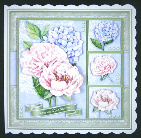 Pretty Flowers and Lace Mini Kit by Linda Short