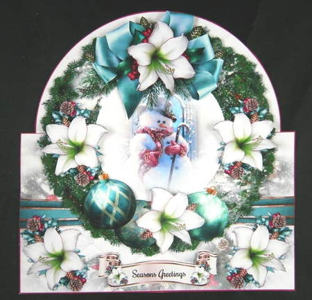 Scenic Christmas Wreath 04 Shaped Mini Page Kit  by Linda Short