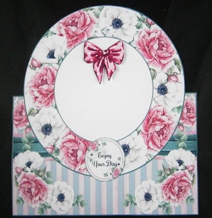 Visiting Riverside Cottage Shaped Mini Page Kit by Linda Short