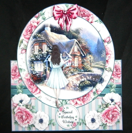 Visiting Rose Cottage Shaped Mini Page Kit by Linda Short