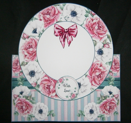 Visiting Rose Cottage Shaped Mini Page Kit by Linda Short