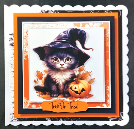 8x8 Mini Kit, Gorgeous Happy Halloween Kitty by Linda Short