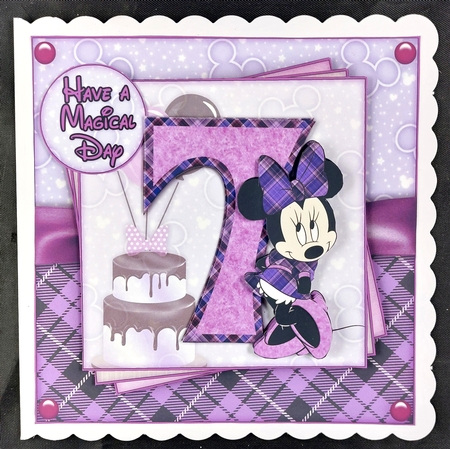Minnie Mouse Ages 6-9 7X7 Mini Kit 2 by Linda Short