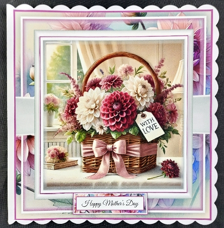 Dahlia Basket by Linda Short