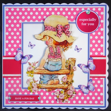 Little Bonnet Girls 4 by Linda Short