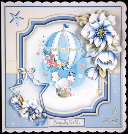 Up Up and Away 4 Page 8x8 Mini Kit by Linda Short