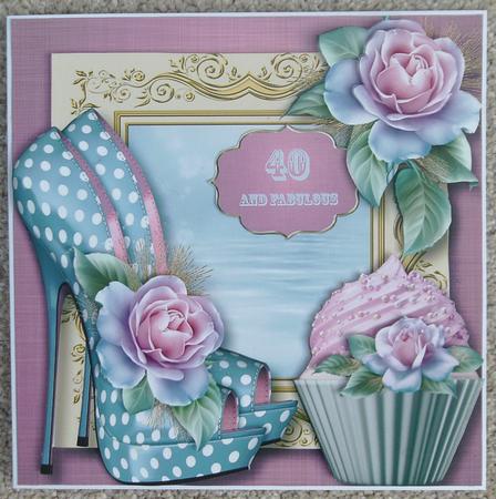Eccentric Shoes, Cupcake & Pastel Roses Mini Kit by Linda Short