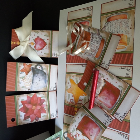 2019 Christmas tags sheet 4a by Lisa Lee