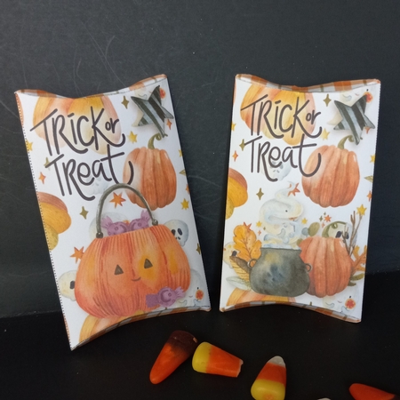 2021-halloween  pillow boxes 3 by Lisa Lee
