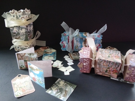 3D Vintage Christmas Scenes Cracker Box Set with Gift Tags by Lisa Lee