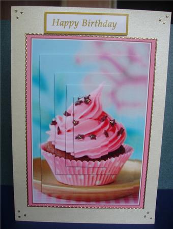 Super Yummy Cupcake by Liz Chapman