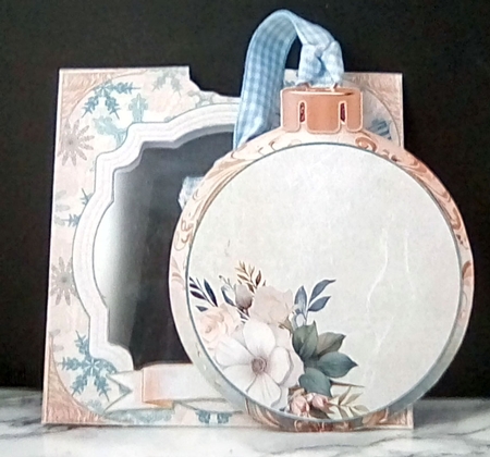 Trimming the Tree 10 - Pocket Bauble Surprise Kit by Louisa Price