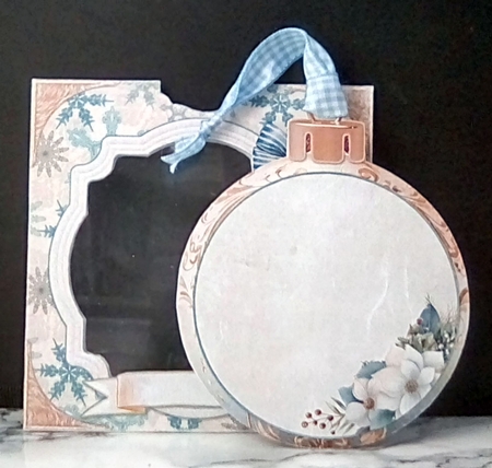 Trimming the Tree 12 - Pocket Bauble Surprise Kit by Louisa Price