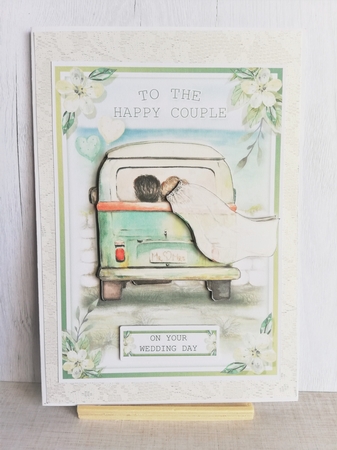 The Happy Couple 5x7 by lynda donoghue