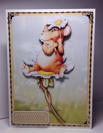 Daisy Mouse by Lynda Tully