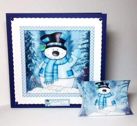 Mittens the Snowman by Lynda Tully
