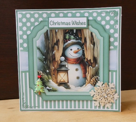 Peeking Snowman Mini Kit 7x7 by Lynn Butters